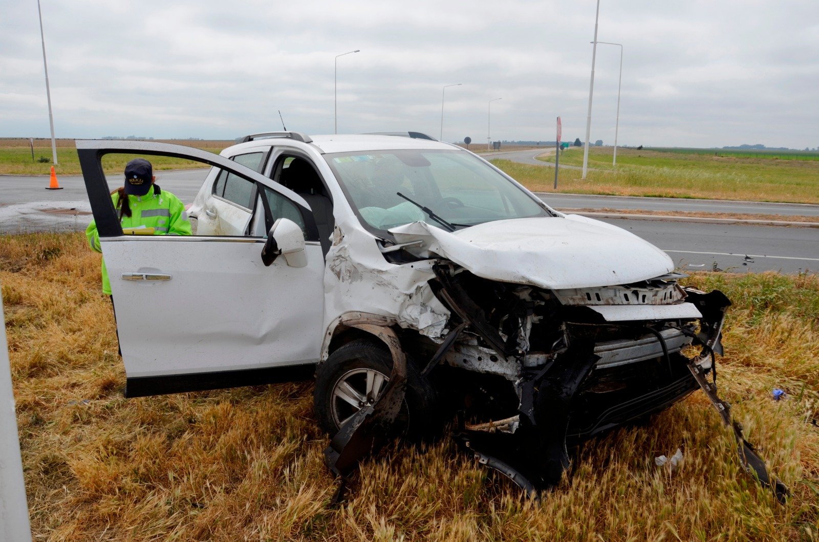 Trágico accidente en el cruce de las ruta 1 y 14 - Diario Letra B